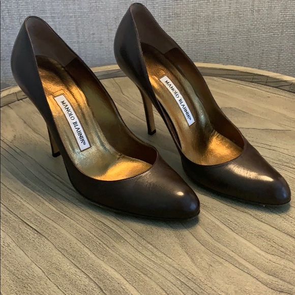 Manolo Blahnik Shoes - Manolo Blahnik brown classic 105 pump